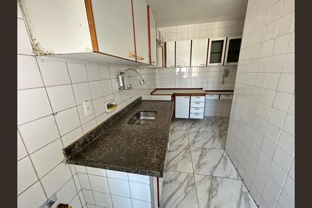 Apartamento à venda com 72m², 2 quartos e 1 vagaCozinha
