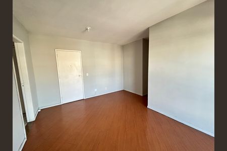 Apartamento à venda com 72m², 2 quartos e 1 vagaSala