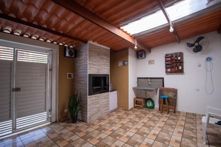 Casa para alugar com 55m², 3 quartos e 3 vagas Casa para alugar com 55m², 3 quartos e 3 vagasÁrea gourmet