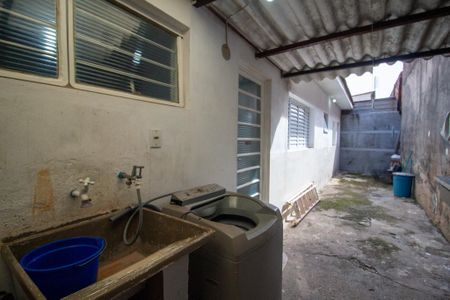 Casa para alugar com 55m², 3 quartos e 3 vagas Casa para alugar com 55m², 3 quartos e 3 vagasÁrea de Serviço
