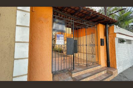 Casa à venda com 65m², 2 quartos e sem vaga Casa à venda com 65m², 2 quartos e sem vagaPlaquinha