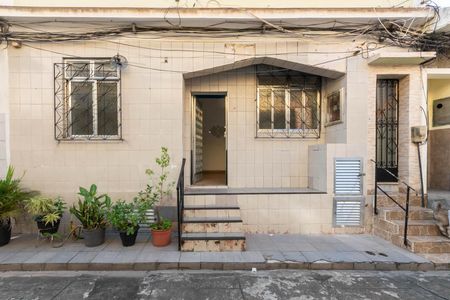 Casa à venda com 65m², 2 quartos e sem vagaFachada