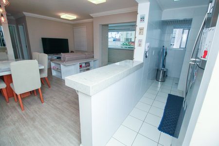 Apartamento à venda com 65m², 2 quartos e 2 vagasCozinha