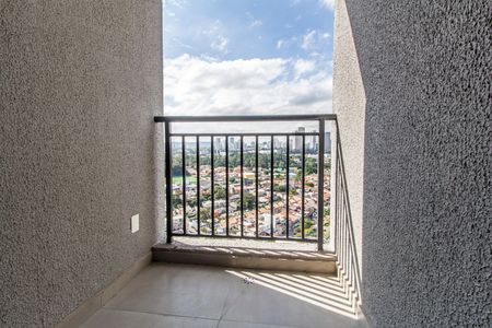 Apartamento à venda com 107m², 1 quarto e 3 vagas Apartamento à venda com 107m², 1 quarto e 3 vagasVaranda