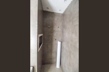 Apartamento à venda com 107m², 1 quarto e 3 vagas Apartamento à venda com 107m², 1 quarto e 3 vagasBanheiro da Suíte