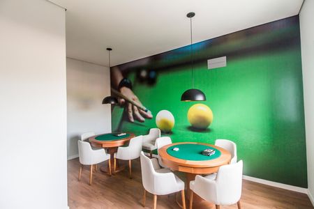 Apartamento à venda com 107m², 1 quarto e 3 vagas Apartamento à venda com 107m², 1 quarto e 3 vagasSala de Jogos