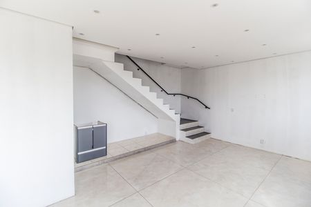 Apartamento à venda com 107m², 1 quarto e 3 vagas Apartamento à venda com 107m², 1 quarto e 3 vagasSala