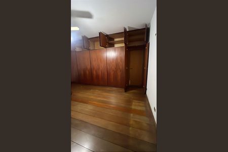 Apartamento à venda com 112m², 2 quartos e 2 vagas Apartamento à venda com 112m², 2 quartos e 2 vagasQuarto