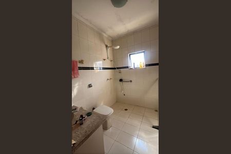 Apartamento à venda com 112m², 2 quartos e 2 vagas Apartamento à venda com 112m², 2 quartos e 2 vagasBanheiro
