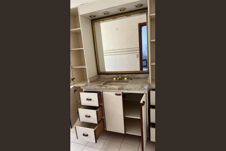 Apartamento à venda com 112m², 2 quartos e 2 vagas Apartamento à venda com 112m², 2 quartos e 2 vagasCozinha