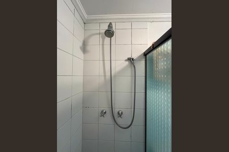 Apartamento à venda com 52m², 2 quartos e 1 vagaDetalhe do banheiro