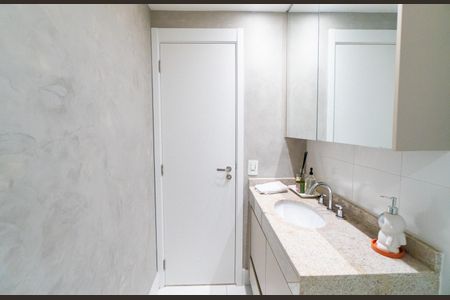 Apartamento para alugar com 69m², 2 quartos e 1 vaga Apartamento para alugar com 69m², 2 quartos e 1 vagaBanheiro Social