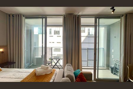 Studio para alugar com 29m², 1 quarto e sem vaga Studio para alugar com 29m², 1 quarto e sem vagaVaranda