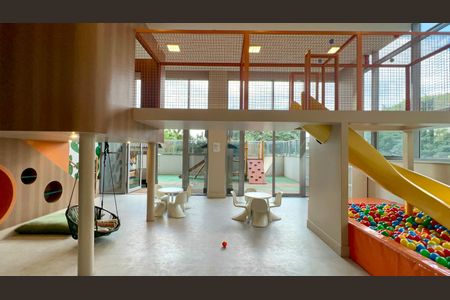 Studio para alugar com 29m², 1 quarto e sem vaga Studio para alugar com 29m², 1 quarto e sem vagaBrinquedoteca