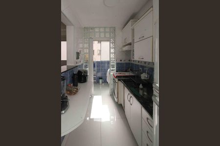 Apartamento à venda com 69m², 2 quartos e 1 vaga Apartamento à venda com 69m², 2 quartos e 1 vagaCozinha
