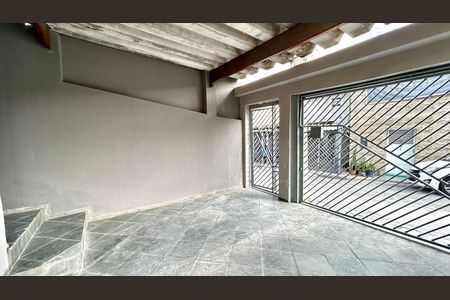 Garagem de casa à venda com 2 quartos, 195m² em Vila Augusta, Guarulhos