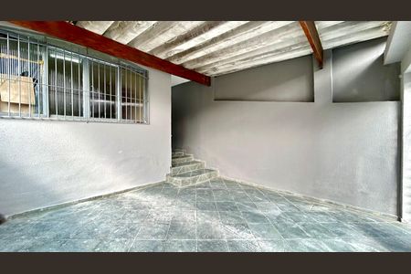 Garagem de casa à venda com 2 quartos, 195m² em Vila Augusta, Guarulhos
