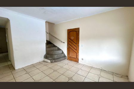 Casa à venda com 2 quartos, 195m² em Vila Augusta, Guarulhos