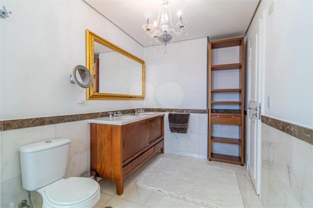 Apartamento à venda com 370m², 4 quartos e 5 vagas