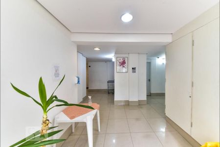 Apartamento à venda com 48m², 2 quartos e 1 vaga Apartamento à venda com 48m², 2 quartos e 1 vagaÁrea comum - Hall