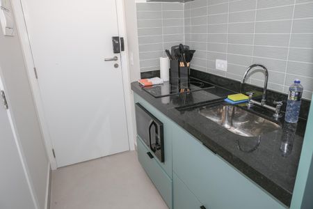 Cozinha de kitnet/studio para alugar com 1 quarto, 25m² em Perdizes, São Paulo