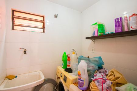 Casa à venda com 141m², 2 quartos e 1 vaga Casa à venda com 141m², 2 quartos e 1 vagaÁrea de serviço