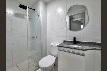 Apartamento à venda com 43m², 2 quartos e 1 vaga Apartamento à venda com 43m², 2 quartos e 1 vagaBanheiro Social