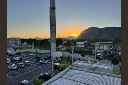 Apartamento à venda com 43m², 2 quartos e 1 vaga Apartamento à venda com 43m², 2 quartos e 1 vagaSala - Vista