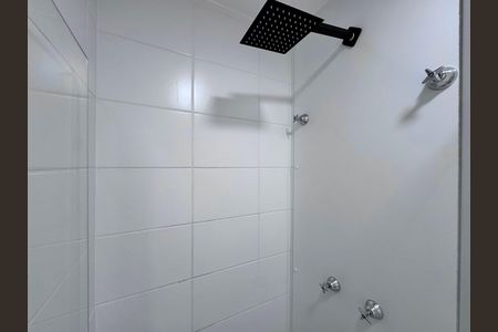 Apartamento à venda com 43m², 2 quartos e 1 vaga Apartamento à venda com 43m², 2 quartos e 1 vagaBanheiro Social
