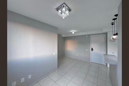 Apartamento à venda com 43m², 2 quartos e 1 vaga Apartamento à venda com 43m², 2 quartos e 1 vagaSala
