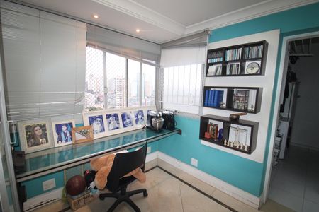 Apartamento à venda com 158m², 3 quartos e 3 vagasQuarto 4