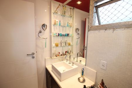 Apartamento à venda com 158m², 3 quartos e 3 vagasQuarto 1 - Closet / Banheiro