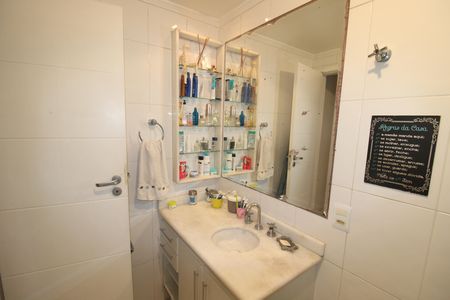 Apartamento à venda com 158m², 3 quartos e 3 vagasBanheiro