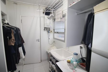 Apartamento à venda com 158m², 3 quartos e 3 vagasÁrea de Serviço