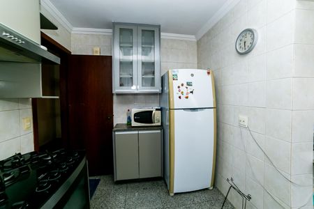 Apartamento para alugar com 106m², 2 quartos e 2 vagas Apartamento para alugar com 106m², 2 quartos e 2 vagasCozinha
