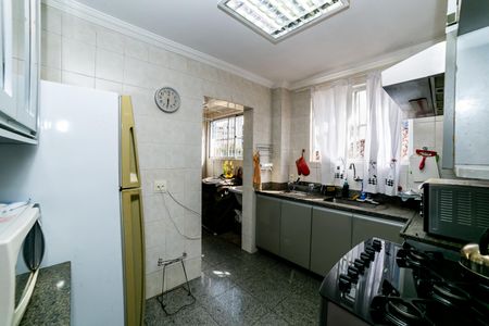 Apartamento para alugar com 106m², 2 quartos e 2 vagas Apartamento para alugar com 106m², 2 quartos e 2 vagasCozinha