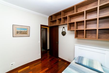 Apartamento para alugar com 106m², 2 quartos e 2 vagas Apartamento para alugar com 106m², 2 quartos e 2 vagasQuarto 2