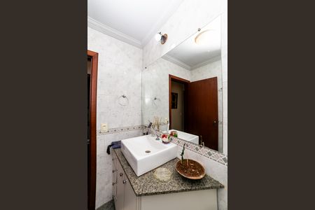 Apartamento para alugar com 106m², 2 quartos e 2 vagas Apartamento para alugar com 106m², 2 quartos e 2 vagasBanheiro Social