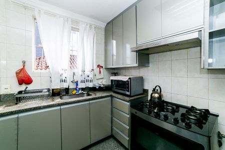 Apartamento para alugar com 106m², 2 quartos e 2 vagas Apartamento para alugar com 106m², 2 quartos e 2 vagasCozinha