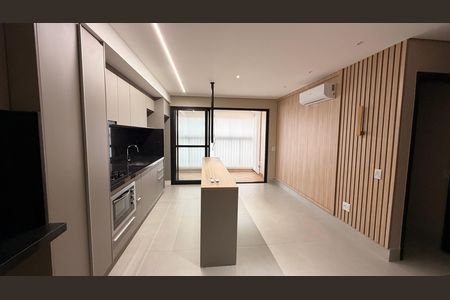 Sala/Cozinha de apartamento para alugar com 2 quartos, 70m² em Setor Bueno, Goiânia