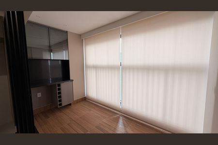 Sala/Cozinha de apartamento para alugar com 2 quartos, 70m² em Setor Bueno, Goiânia