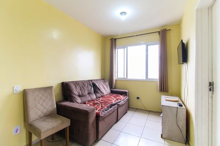 Sala de apartamento para alugar com 2 quartos, 55m² em Jardim Guaianazes, São Paulo