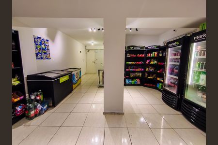 Apartamento à venda com 55m², 2 quartos e 1 vagaMini Mercado