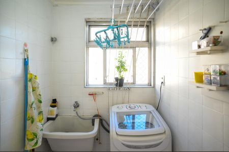 Apartamento à venda com 62m², 3 quartos e 1 vagaÁrea de Serviço