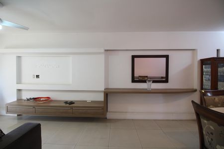 Apartamento para alugar com 117m², 3 quartos e 2 vagasSala