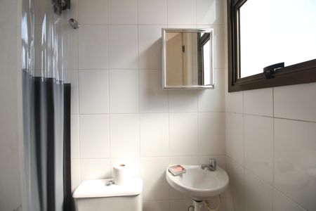 Apartamento para alugar com 117m², 3 quartos e 2 vagasBanheiro de Serviço