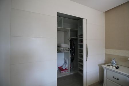 Apartamento para alugar com 117m², 3 quartos e 2 vagasQuarto 3 - Closet