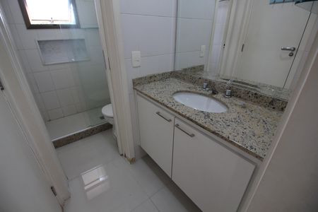 Apartamento para alugar com 117m², 3 quartos e 2 vagasQuarto 1 e 2 - Suíte Canadense