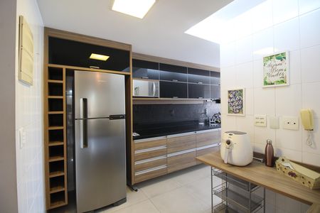 Apartamento para alugar com 117m², 3 quartos e 2 vagasCozinha