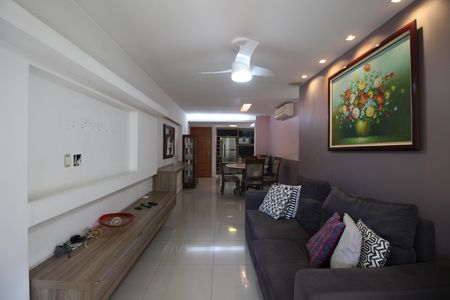 Apartamento para alugar com 117m², 3 quartos e 2 vagasSala
